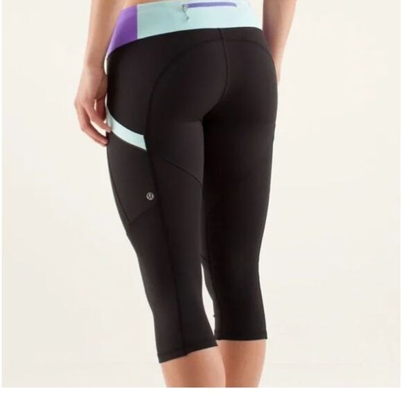 Lululemon Run: Mod Moves Crop with Side Pockets - Size 4 - Picture 3 of 12
